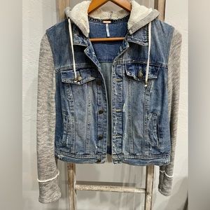 Free People distressed denim jean jacket, sz M